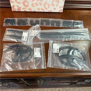Toyota 4Runner SR5 Blackout Emblem Set